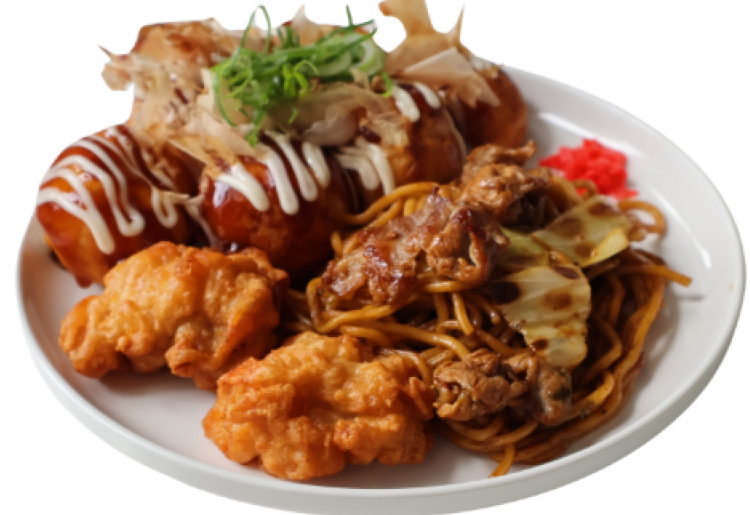 よくばりセット　（ソース焼きそばハーフ）